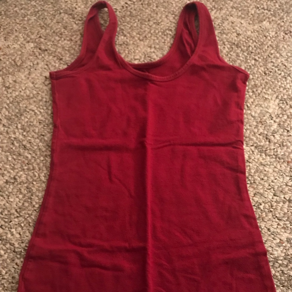 Maurice’s tank top